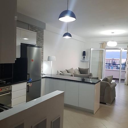 Modern Cozy Apartment Seaview Влёра Экстерьер фото