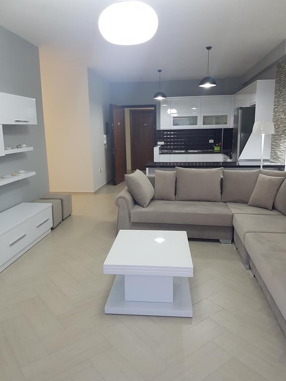 Modern Cozy Apartment Seaview Влёра Экстерьер фото