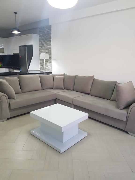 Modern Cozy Apartment Seaview Влёра Экстерьер фото