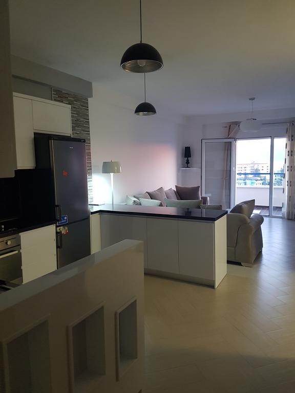 Modern Cozy Apartment Seaview Влёра Экстерьер фото