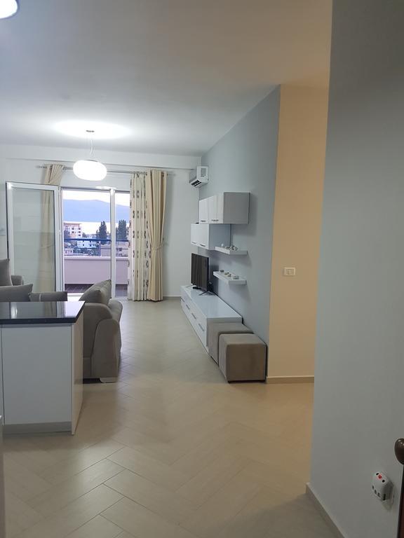 Modern Cozy Apartment Seaview Влёра Экстерьер фото