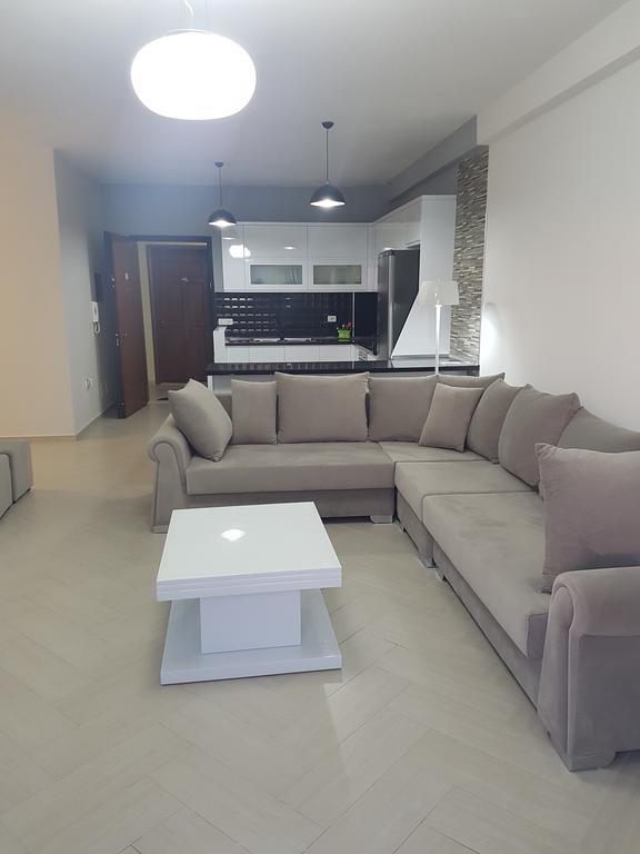 Modern Cozy Apartment Seaview Влёра Экстерьер фото