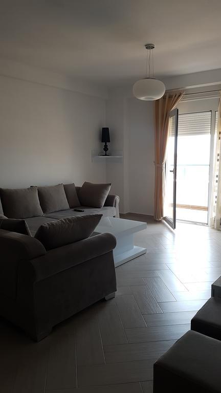 Modern Cozy Apartment Seaview Влёра Экстерьер фото